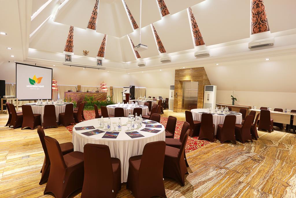 Mega Boutique Hotel กูตา ภายนอก รูปภาพ