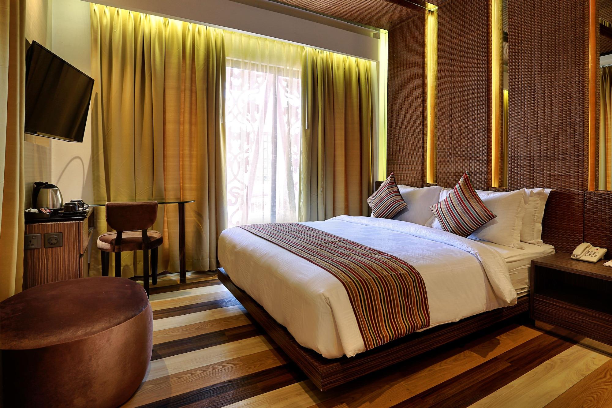 Mega Boutique Hotel กูตา ภายนอก รูปภาพ