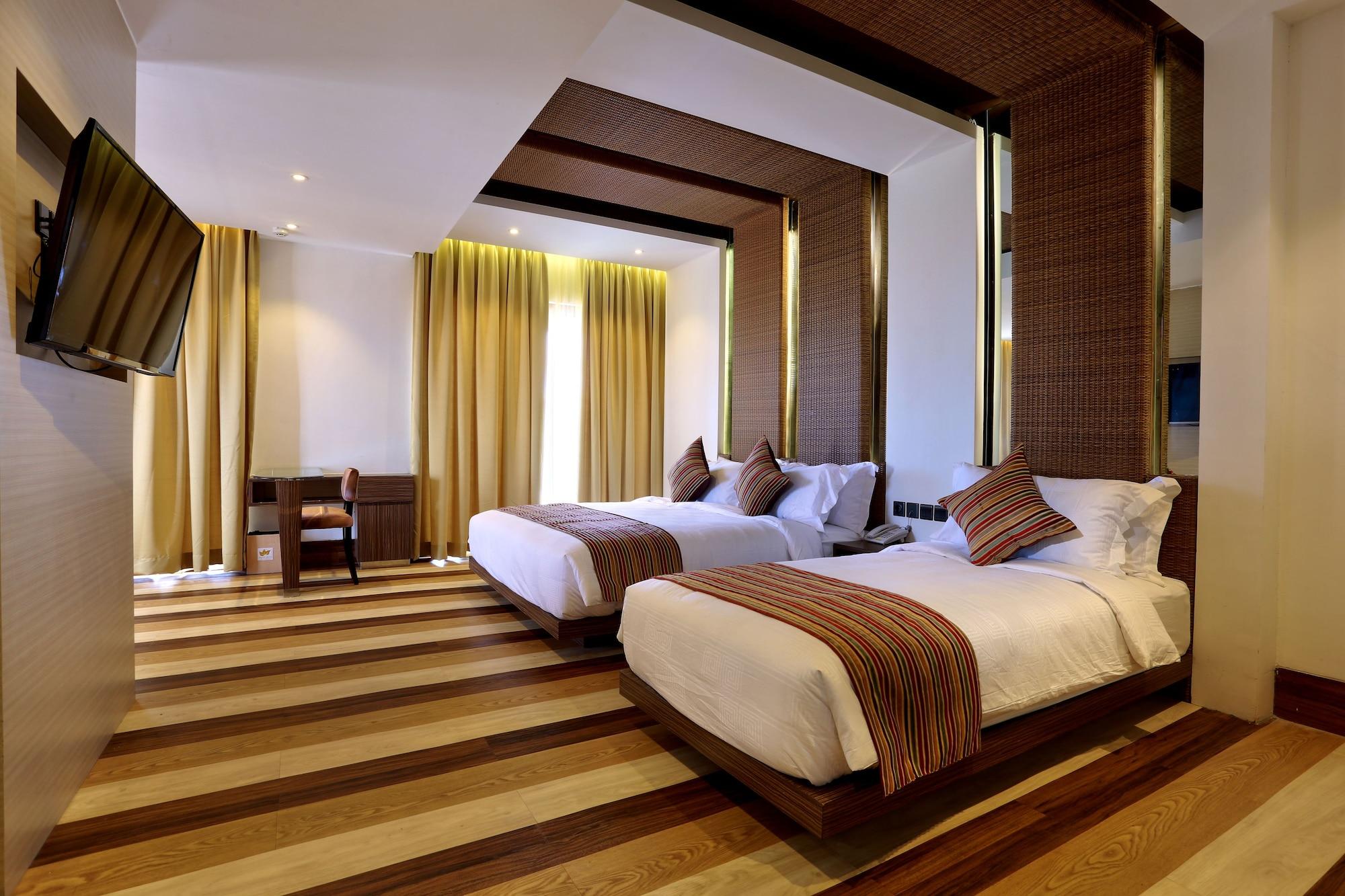 Mega Boutique Hotel กูตา ภายนอก รูปภาพ