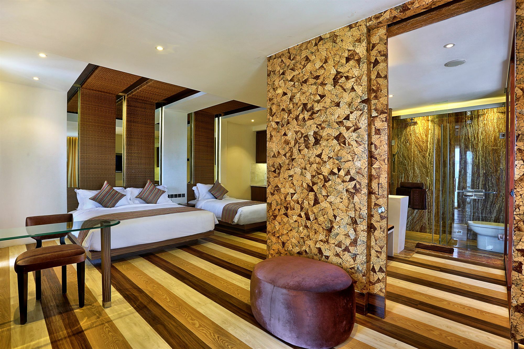 Mega Boutique Hotel กูตา ภายนอก รูปภาพ
